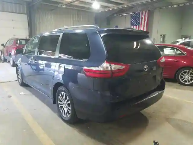 5TDYZ3DC1JS936108 2018 TOYOTA SIENNA XLE-2