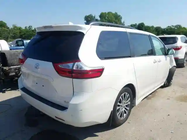5TDYZ3DC0KS009456 2019 TOYOTA SIENNA XLE-3