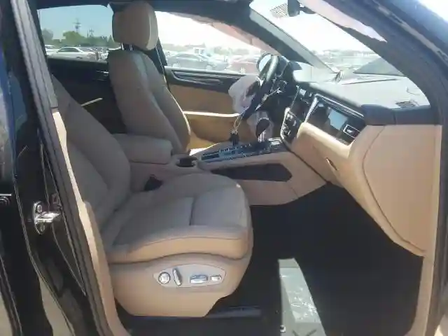 WP1AA2A56LLB05568 2020 PORSCHE MACAN-4