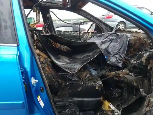 JTMRJREV0HD089845 2017 TOYOTA RAV4 HV LE-4