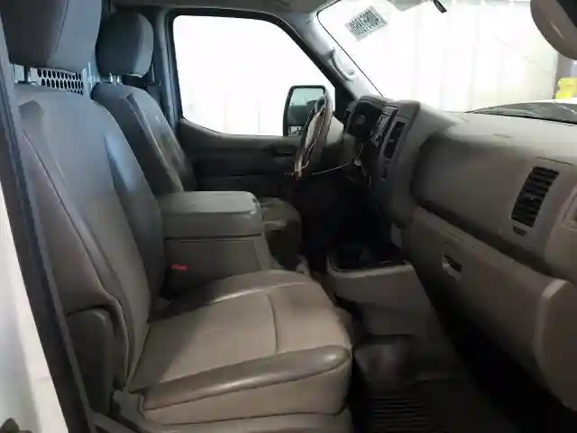 1N6AF0LY2JN815001 2018 NISSAN NV 2500 S-4