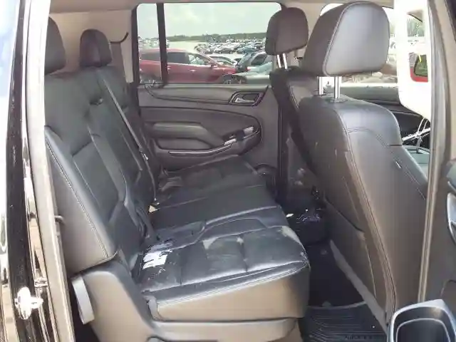1GKS1GKC5HR385704 2017 GMC YUKON XL C1500 SLT-5