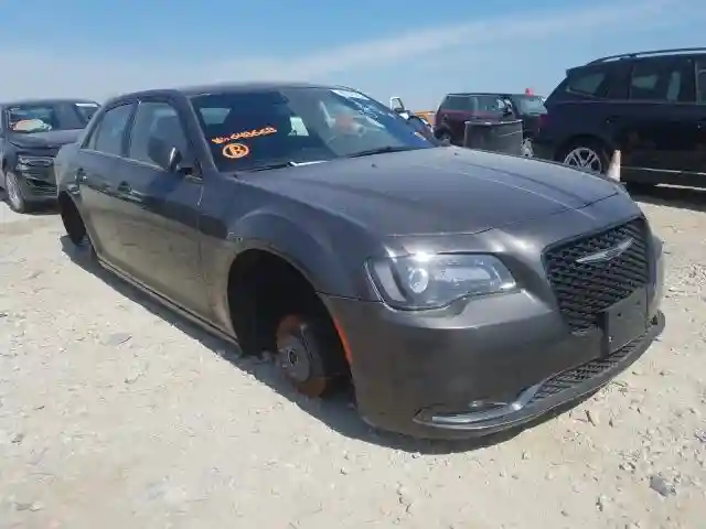 2C3CCAGG8KH648668 2019 CHRYSLER 300 S-0