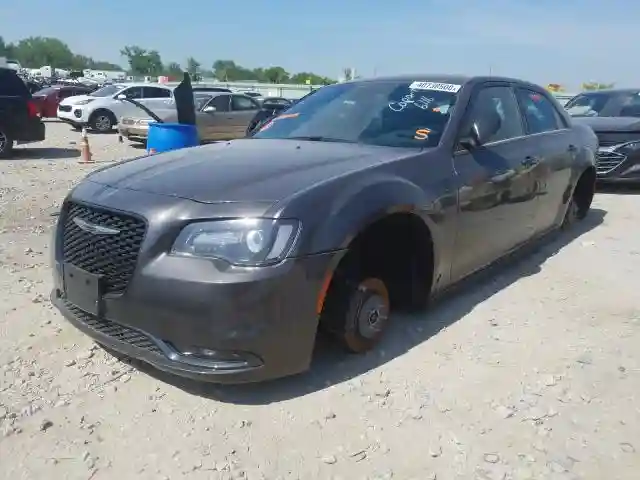 2C3CCAGG8KH648668 2019 CHRYSLER 300 S-1