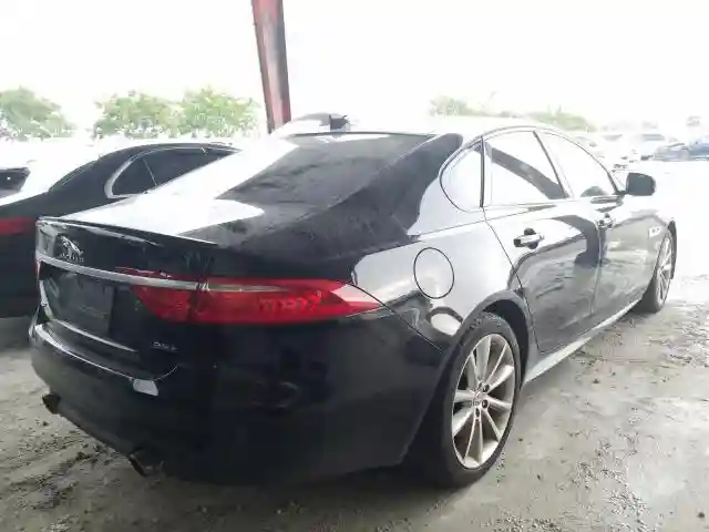 SAJBF4BV5GCY16073 2016 JAGUAR XF R - SPORT-3