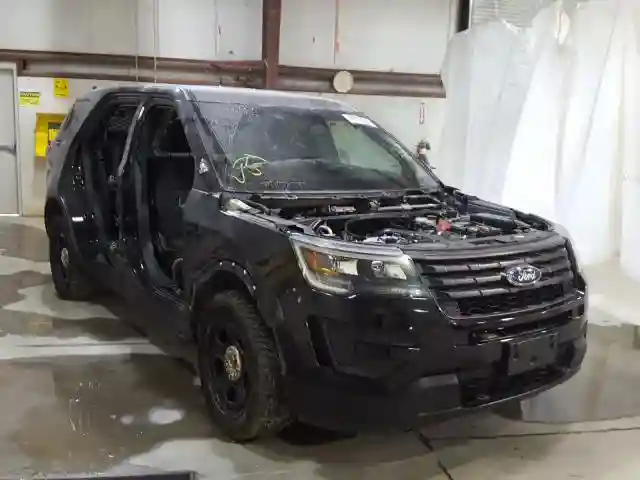 1FM5K8AT7HGD59724 2017 FORD EXPLORER POLICE INTERCEPTOR-0