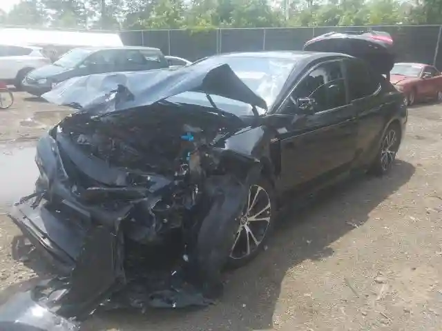 4T1B21HK9KU521997 2019 TOYOTA CAMRY HYBRID-1