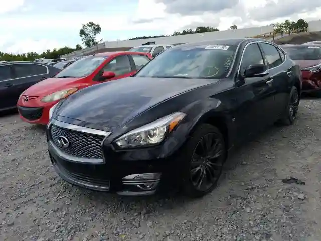 JN1BY1AR5KM585306 2019 INFINITI Q70 3.7 LUXE-1