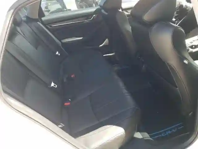 1HGCV3F95JA009540 2018 HONDA ACCORD TOURING HYBRID-5