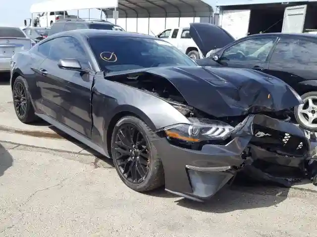 1FA6P8TH0J5172769 2018 FORD MUSTANG-0