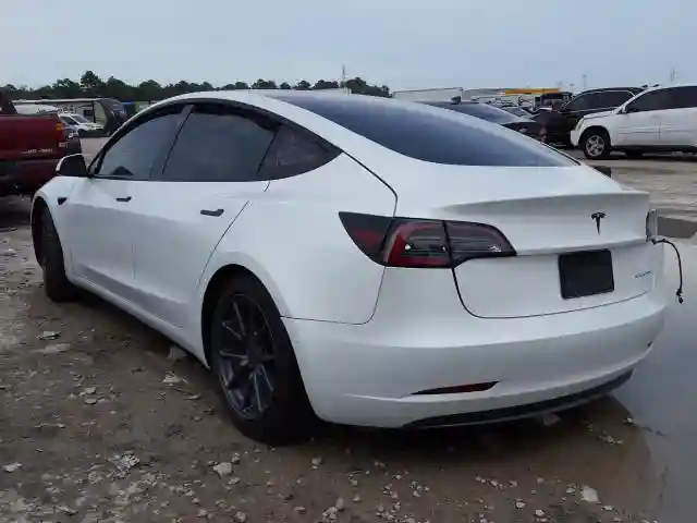 5YJ3E1EB6LF622249 2020 TESLA MODEL 3-2