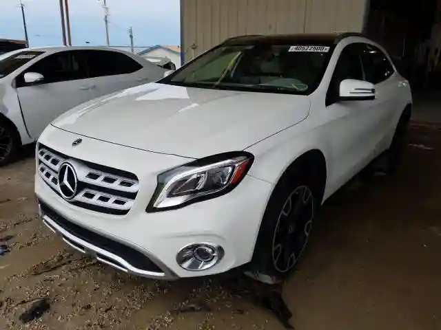 WDCTG4EB9JJ387292 2018 MERCEDES-BENZ GLA 250-1