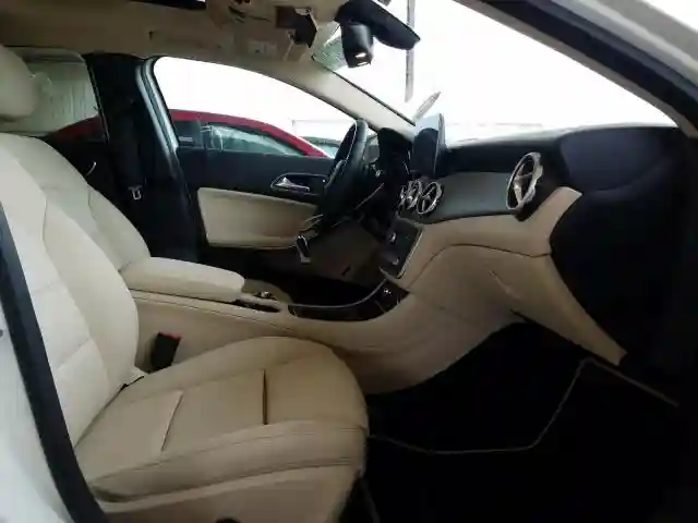 WDCTG4EB9JJ387292 2018 MERCEDES-BENZ GLA 250-4