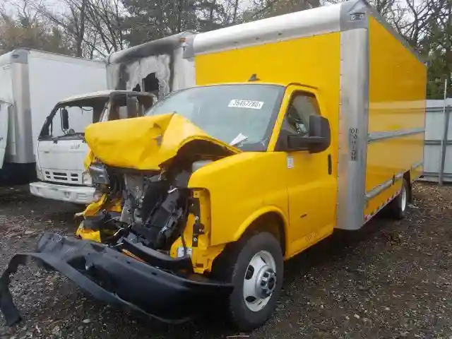 7GZ37TCG8KN010318 2019 GMC SAVANA CUTAWAY G3500-1