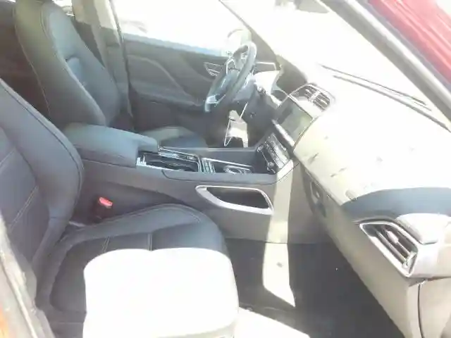 SADCK2GX1LA626696 2020 JAGUAR F-PACE PRESTIGE-4