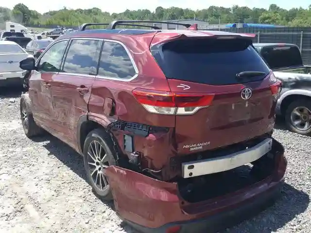 5TDJZRFH2HS386408 2017 TOYOTA HIGHLANDER SE-2