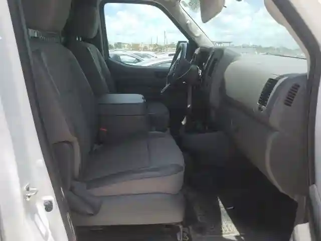 1N6BF0LY5KN808629 2019 NISSAN NV 2500 S-4