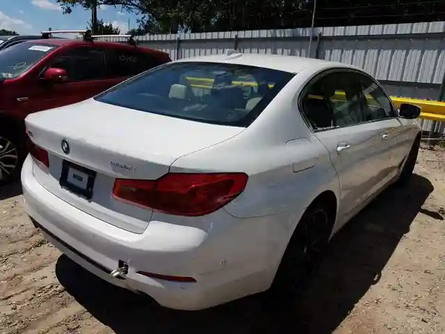 WBAJR7C05LCD14714 2020 BMW 530 XI-3