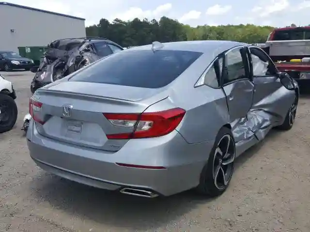 1HGCV1F39JA203312 2018 HONDA ACCORD SPORT-3