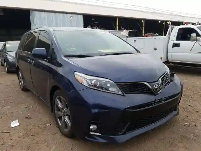 5TDXZ3DC5KS983848 2019 TOYOTA SIENNA SE-0