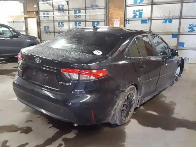 JTDEBRBE7LJ015428 2020 TOYOTA COROLLA LE-3