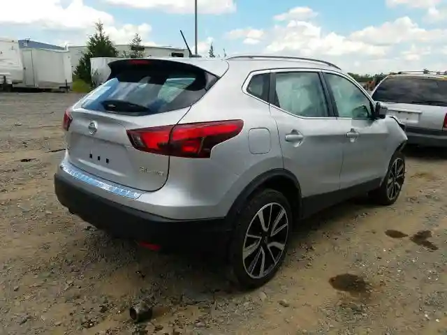 JN1BJ1CR6KW327740 2019 NISSAN ROGUE SPORT S-3