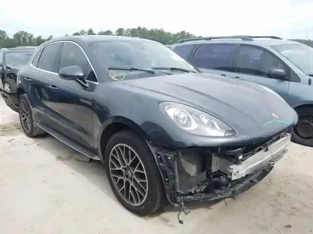 WP1AB2A50HLB18367 2017 PORSCHE MACAN S-0