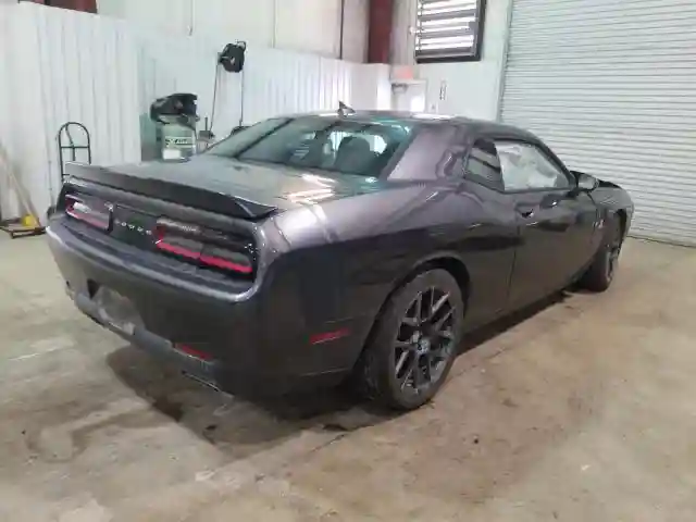 2C3CDZFJ1GH213720 2016 DODGE CHALLENGER R/T SCAT PACK-3