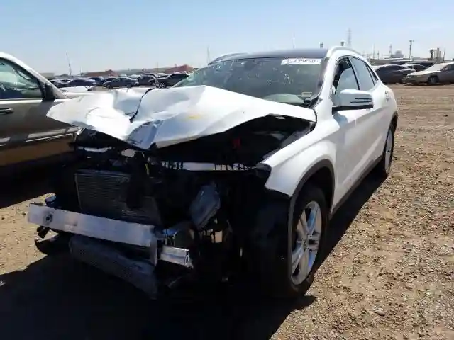 WDCTG4GBXJJ478021 2018 MERCEDES-BENZ GLA 250 4MATIC-1