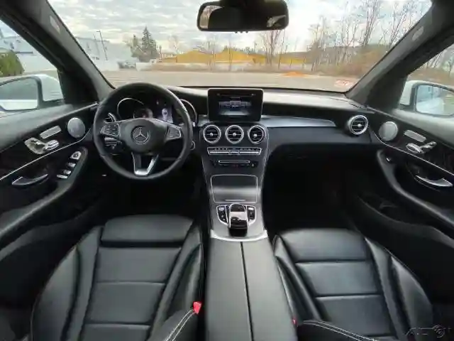 WDC0G4KB2JV024106 2018 MERCEDES-BENZ GLC 300 4MATIC-4