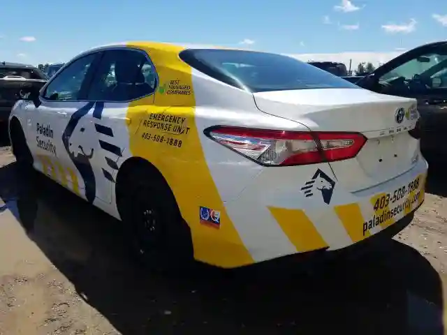 4T1B31HK8JU002080 2018 TOYOTA CAMRY LE-2