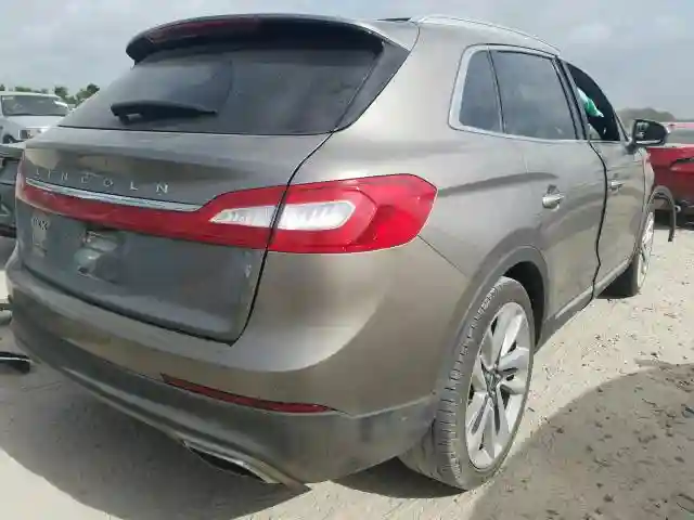2LMPJ6LR8HBL45070 2017 LINCOLN MKX RESERVE-3