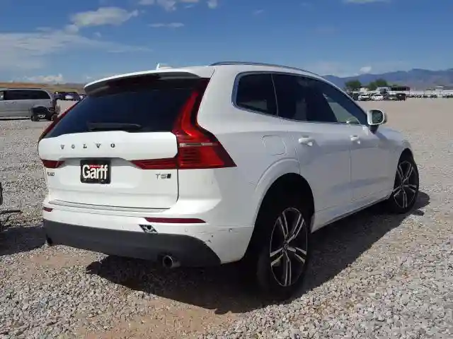 LYV102RK4JB109988 2018 VOLVO XC60 T5-3