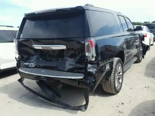 1GKS2HKJ9GR176028 2016 GMC YUKON XL DENALI-3