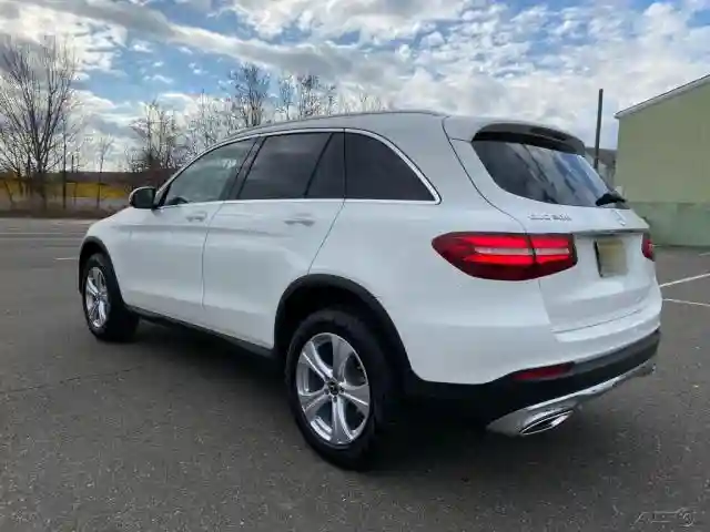 WDC0G4KB2JV024106 2018 MERCEDES-BENZ GLC 300 4MATIC-1