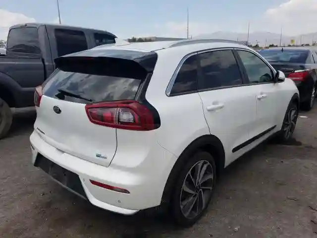 KNDCE3LC1J5175772 2018 KIA NIRO TOURING-3