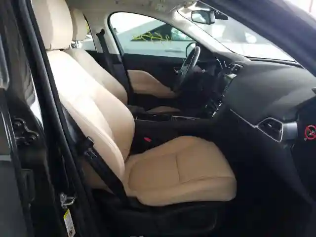 SADCJ2FN0JA262304 2018 JAGUAR F-PACE PREMIUM-4