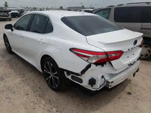 4T1M11AK4LU322573 2020 TOYOTA CAMRY SE-2