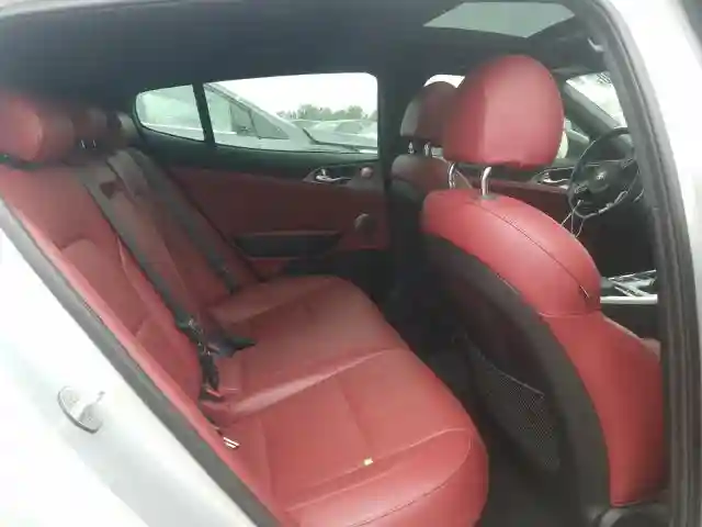 KNAE45LC6J6017958 2018 KIA STINGER GT1-5