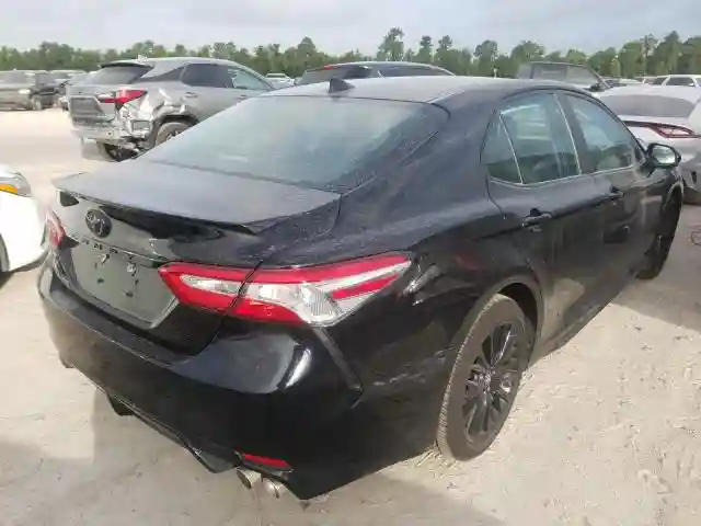 4T1G11AK1LU316081 2020 TOYOTA CAMRY SE-3