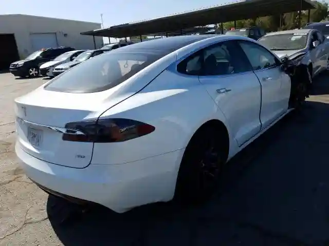 5YJSA1L29J1258591 2018 TESLA MODEL S-3