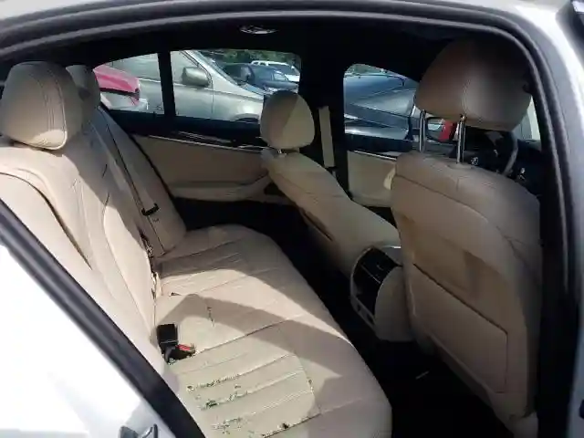 WBAJR7C05LCD14714 2020 BMW 530 XI-5