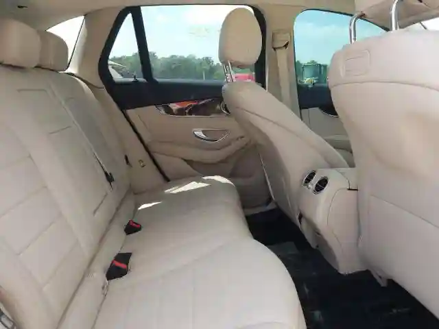 WDC0G4JB2JV111344 2018 MERCEDES-BENZ GLC 300-5