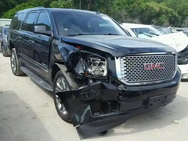 1GKS2HKJ9GR176028 2016 GMC YUKON XL DENALI-0