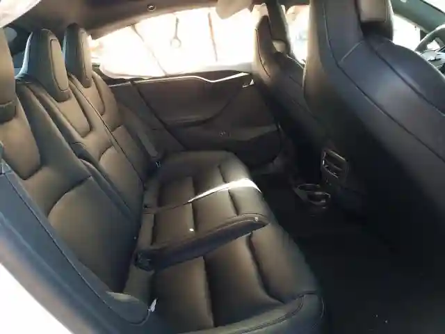 5YJSA1L29J1258591 2018 TESLA MODEL S-5