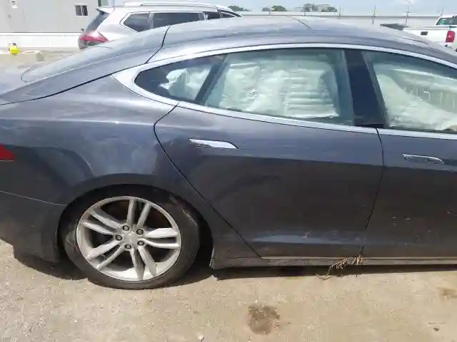 5YJSA1E29GF126455 2016 TESLA MODEL S-5