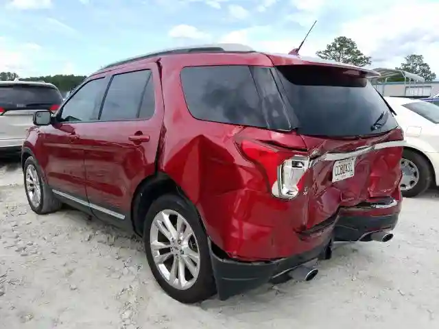 1FM5K7D85JGC51559 2018 FORD EXPLORER XLT-2