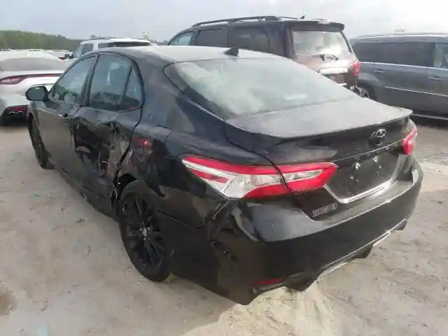 4T1G11AK1LU316081 2020 TOYOTA CAMRY SE-2