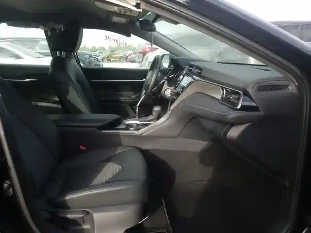 4T1G11AK1LU316081 2020 TOYOTA CAMRY SE-4