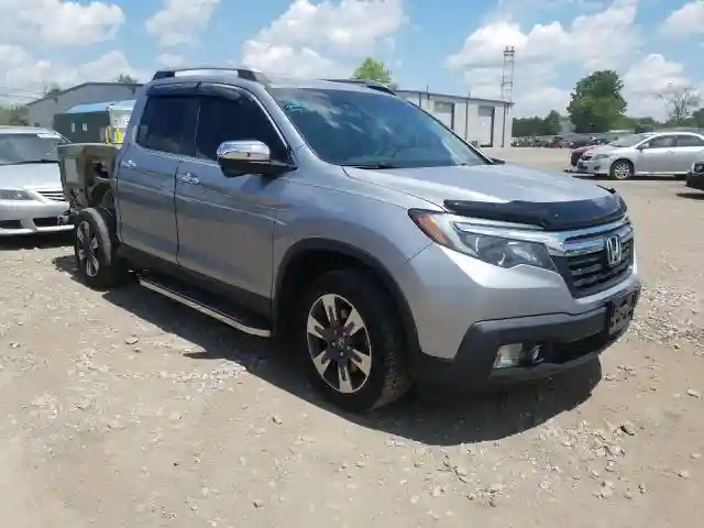 5FPYK3F60HB008002 2017 HONDA RIDGELINE RTL-0